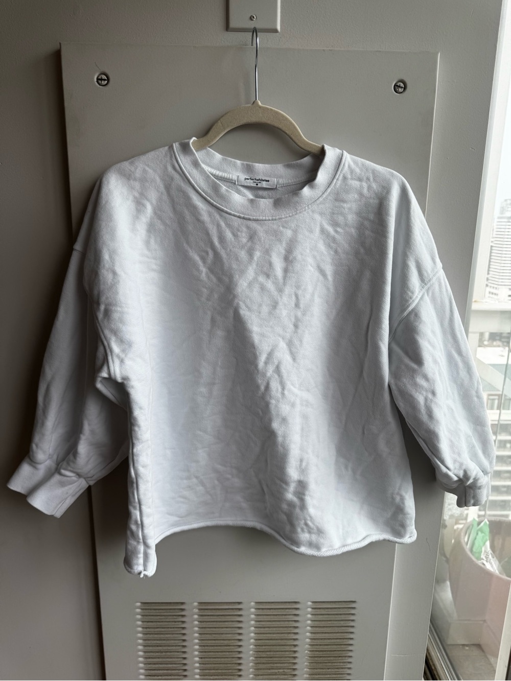 Perfectwhitetee Raw Hem Boxy White Sweatshirt Crewneck Size M